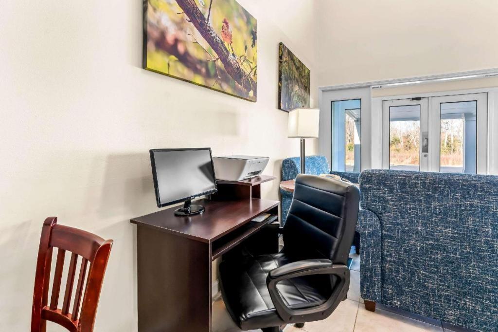 Quality Inn Eastman Eksteriør bilde